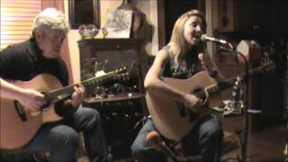 Terri Hendrix performs &quot;Wind Me Up&quot;