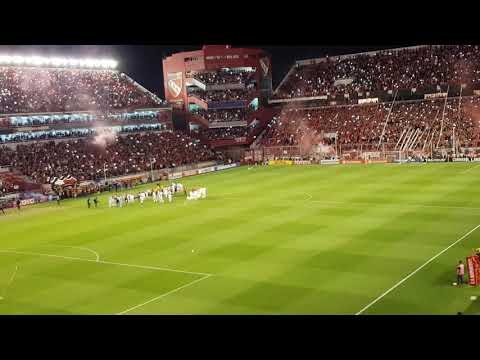 "Recibimiento Independiente-River .Copa Libertadores 2018" Barra: La Barra del Rojo • Club: Independiente • País: Argentina