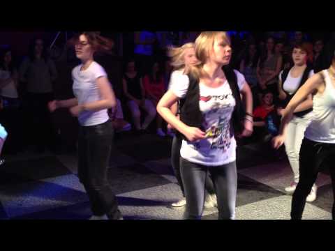 K-pop party vol.5: Dongdei, SHINee - Ring Ding Dong