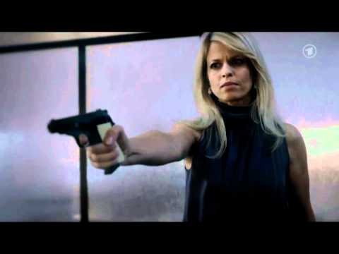 Clarissa und Tanja (feat. Timo, Ansgar und Elisabeth) - This War