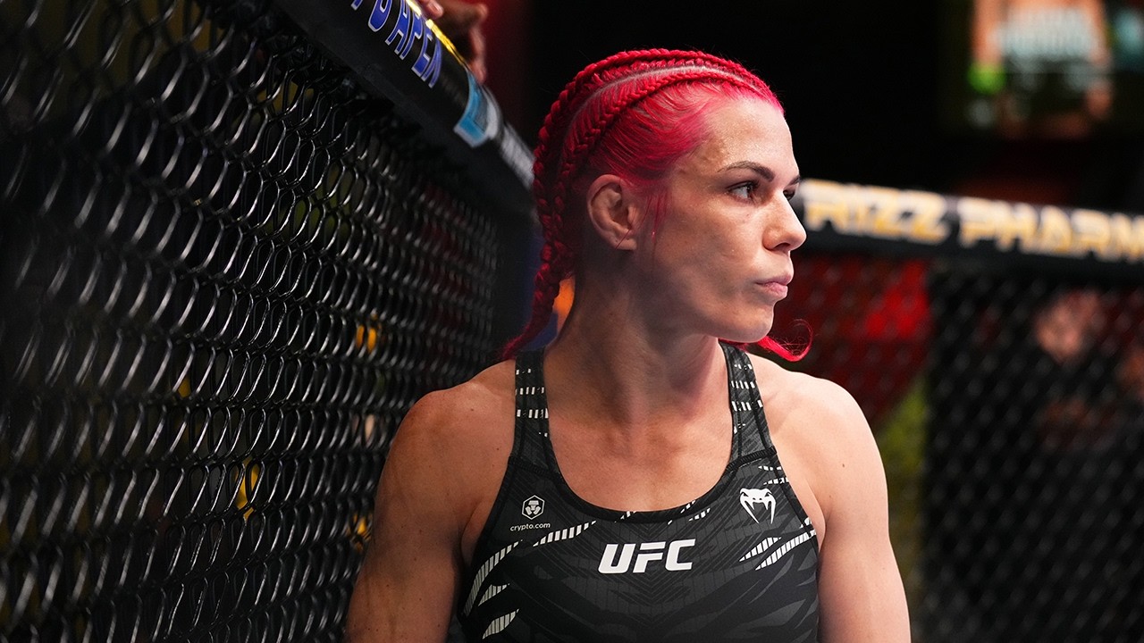 Gillian Robertson   In The Third Or Fourth Round I Will Find My TKO  UFC 330 SUB ESP