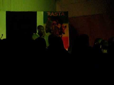 Big Cakes on Lowkey and Logic Set