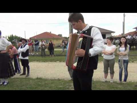 Pünkösd Délegyházán 2012