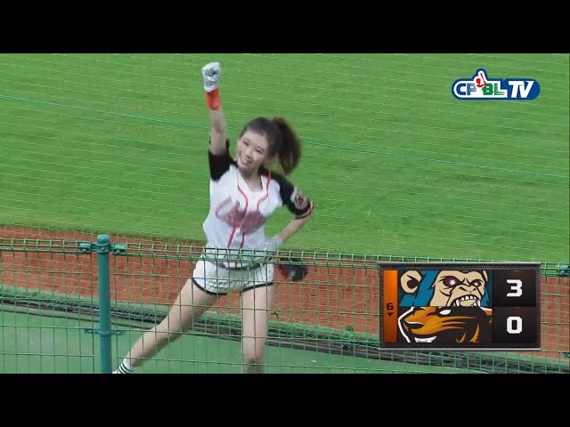 【CPBL】台湾のチアはイニング間も熱い!! 2017/7/13 UL-LM
