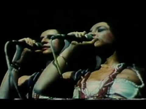 Doces Bárbaros - As Ayabás (76)