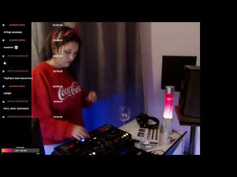 Forty Cats - In My Bedroom Sessions 010 - AnniVember Cat