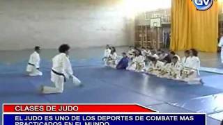 preview picture of video 'ALUNMOS DE EL TABO REALIZAN EL ARTE DEL JUDO'