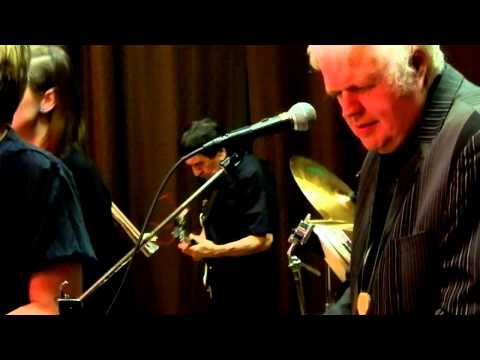 Nebudeme sedět doma