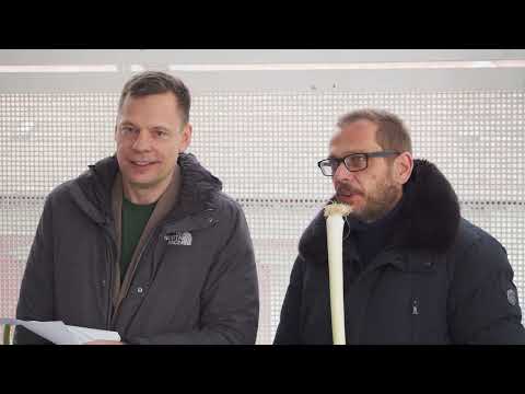 Kőhalmi Zoltán: Vegán disznótor – Könyvbemutató a Fény utcai piacon