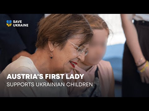 Austria’s First Lady Doris Schmidauer visited our Save Ukraine center