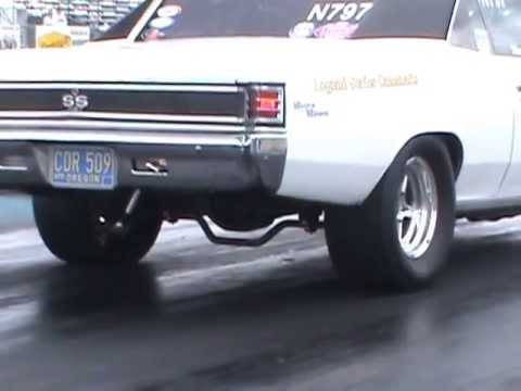 Hoosier 29x10.5 bias drag slicks on 8" rim right side