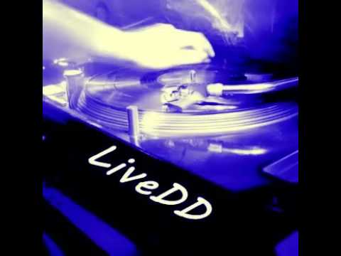 Alvaro & Mercer vs Bassjackers-Welcome to The Crackin ( LiveDD Mashup )