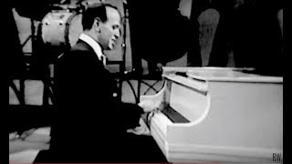 Roger Williams - AUTUMN LEAVES / LIZA by Gershwin on THE BOB NEWHART SHOW