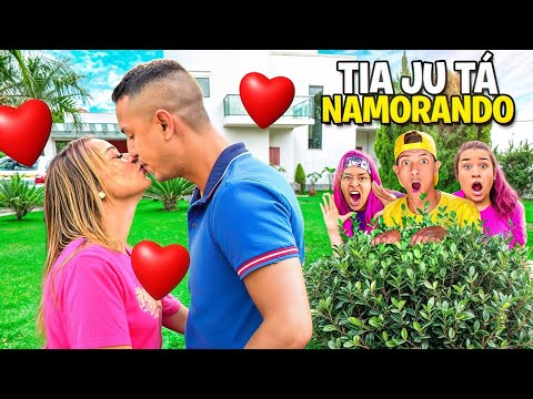 A TIA JU TÁ NAMORANDO *Emilly ficou brava ?