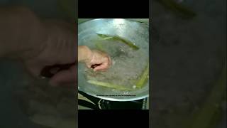 Download lagu CARA MEMBUAT MINYAK KELAPA WANGI PANDAN SENDIRI DI RUMAH SANGAT MUDAH SEKALI #shorts mp3