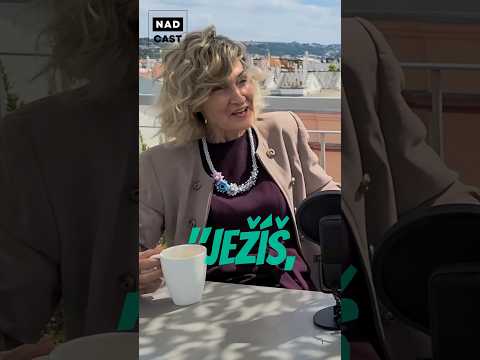 ???? Můj první telefonát se Šimkem: Vy ještě žijete? ???? Zuzana Bubílková | NADCAST ???? #shorts