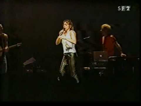 Gianna Nannini, Basel 2002 05 - Fotoromanza