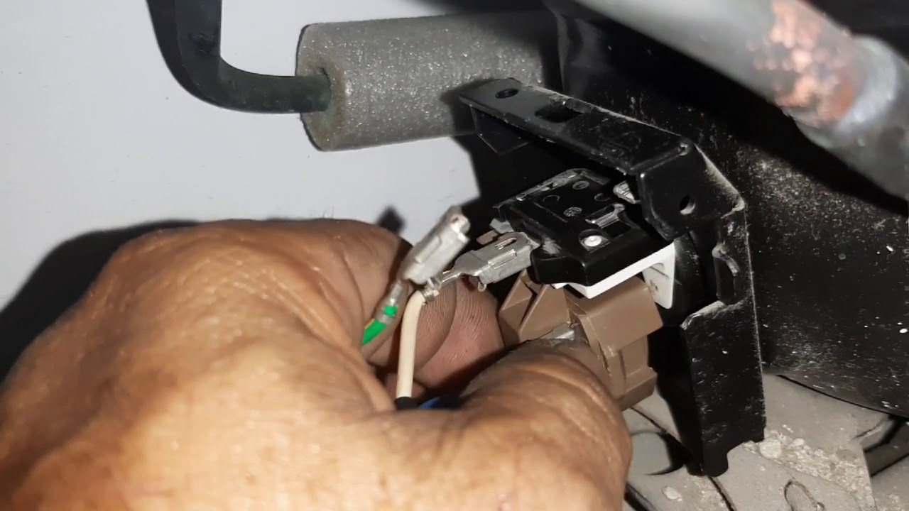 GELADEIRA (REFRIGERADOR) LIGA MAS  NÃO GELA NADA . FAÇA VOCÊ MESMO.