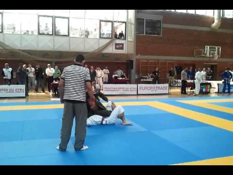 BJJ Croatia Open 2011 - Matko Kvesić vs. Goran Reljić