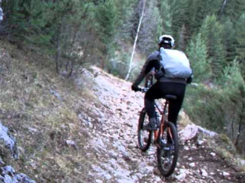 Coborare din Poiana Alba, Hasmas