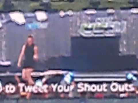 icona pop i love it wango tango 2013