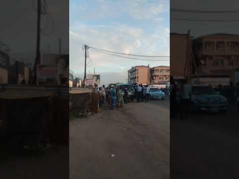 bagarre entre chauffeur et client devant le PSP