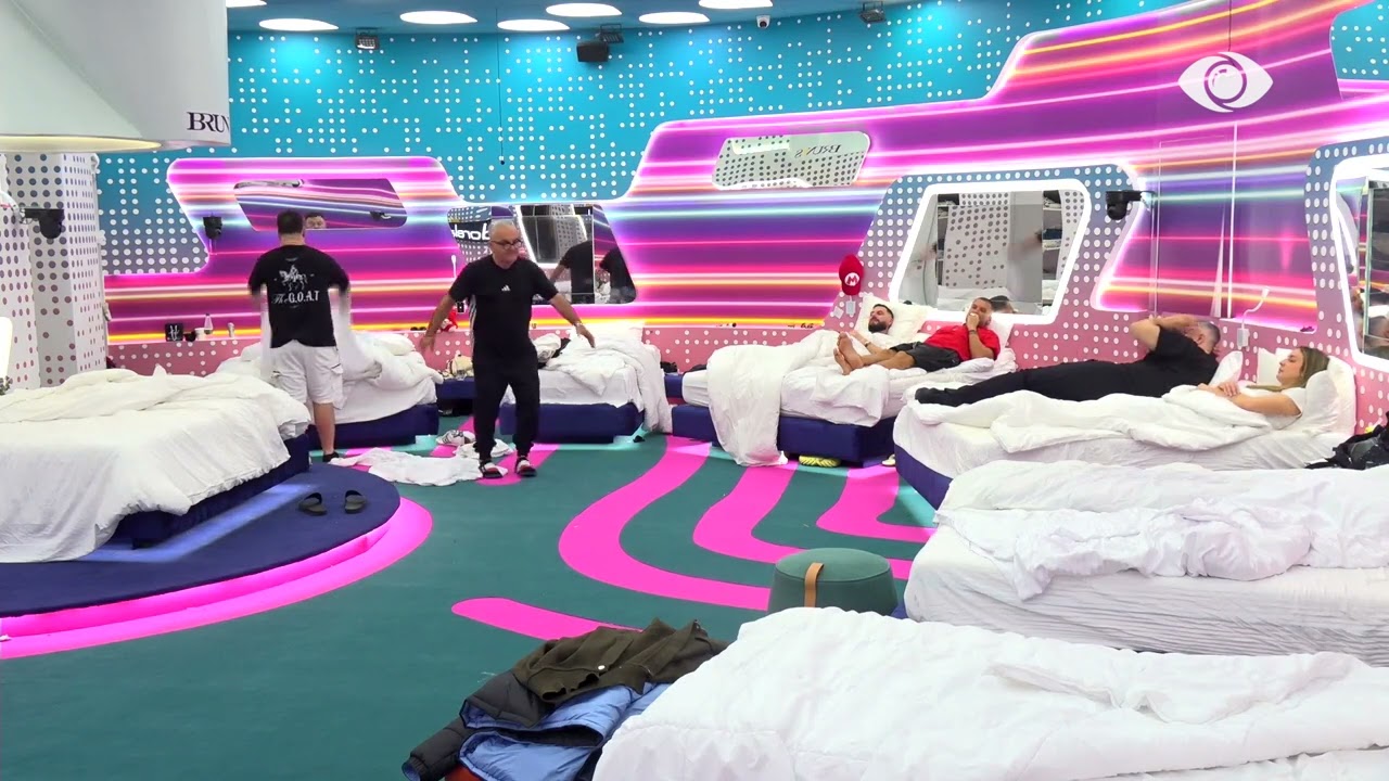 Artani-Mirit: Ti s'je i bukur, të përdori goca e huaj