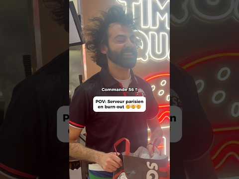 Vous l’imaginez le serveur là-dedans?😂#restaurant #serveur #burnout #clash #humour #sketch #pourtoi
