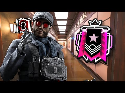 Flores is Actually INSANE in SIEGE!