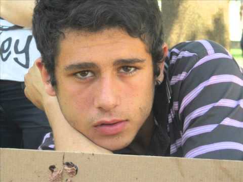 İbocan Üzümlü ftVedo Şenkür & Mertcan Türkekol-Mutluluklar(2013)