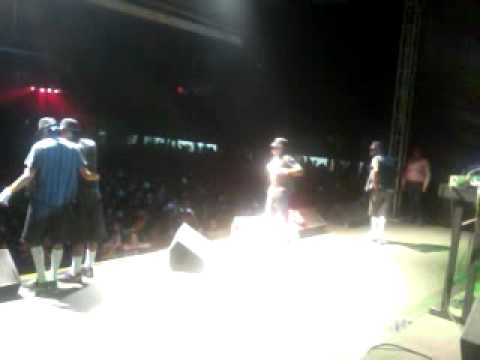 Os Top Zikamo no Hangar 8 02/04 . Part 2