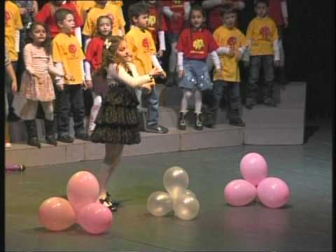 Angela Dailovska - Uchitelka (Jabolchinja 2011 Esen).mpg