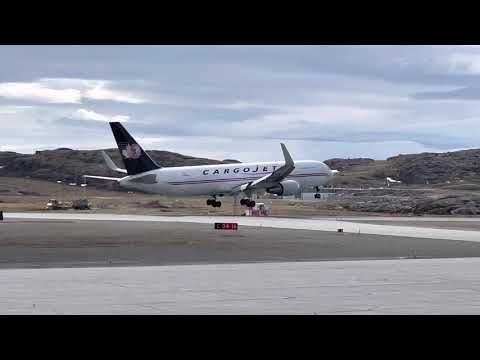 Cargojet Boeing 767-300 (C-FGSJ) Landing Iqaluit (YFB)
