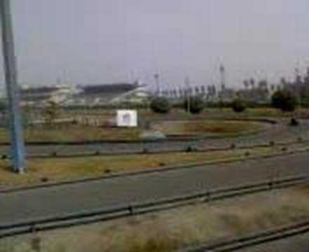 chino se keda sin carro