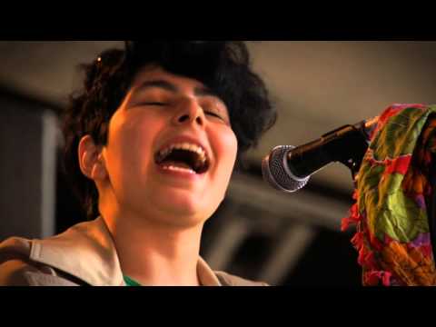 SOFIA VIOLA - No me des merca