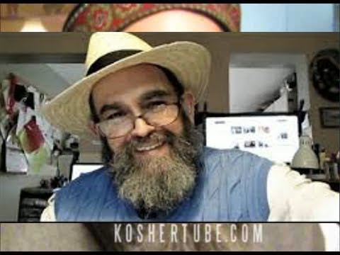 60 - 1st Night of Chanuka in Tolna (Rabbi David Ostriker - KosherTube Founder - 2011 12 27)