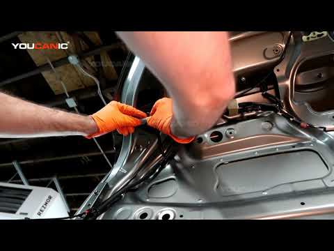 2012-2017 Toyota Camry XV50 Reverse Light Replacement