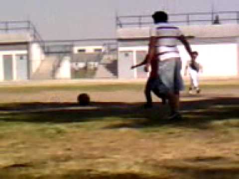 FC Real bañil vs. albañil.