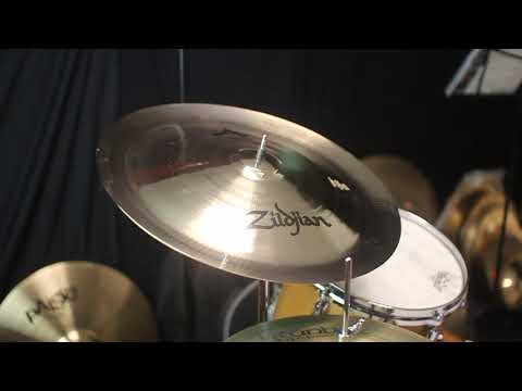Zildjian 18" A Custom China - 1265g (video demo) Bild 2