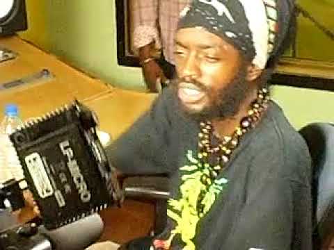 Dona V & I wayne in studio