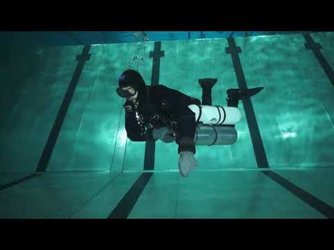 TST / Kayman / 2 bottom stages + 1 deco stage / two different ways of mount