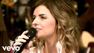 Layke Jones, Autumn Nelon Clark, Brooklyn Collingsworth Blair - When God Seems So Near (Live)