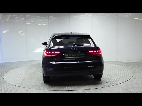 Audi A1 1.0 TFSI S-TRONIC 2-TONE - Image 2