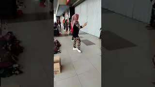 Download lagu Kreasi Dance Sabodo teing mp3 Download lagu Kreasi Dance Sabodo teing mp3