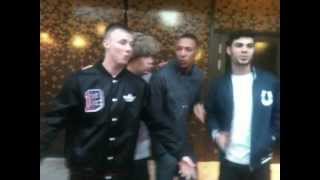 The Mend - Bottom To The Top Acapella