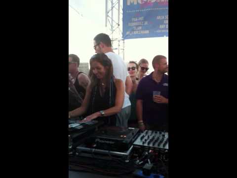 Mobilee Rooftop Sonar 2012 - Anja Schneider