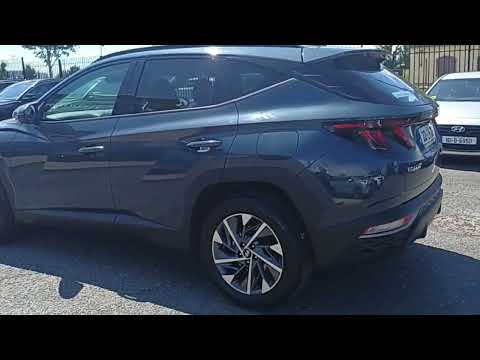 Hyundai Tucson Executive 1.6 Diesel 5dr - Image 2