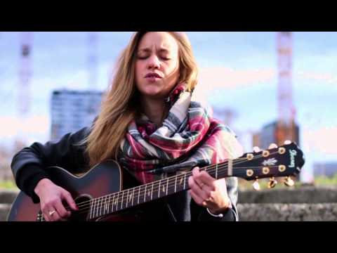 One Song.One Take: Anna Kaenzig - Hold on (Tom Waits Cover)