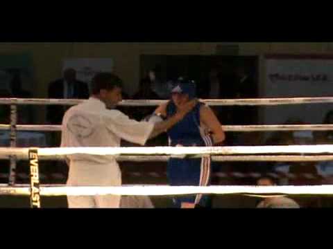 MTBFS: Półfinały kat. 51 kg - Karolina Michalczuk vs Virginie Nave