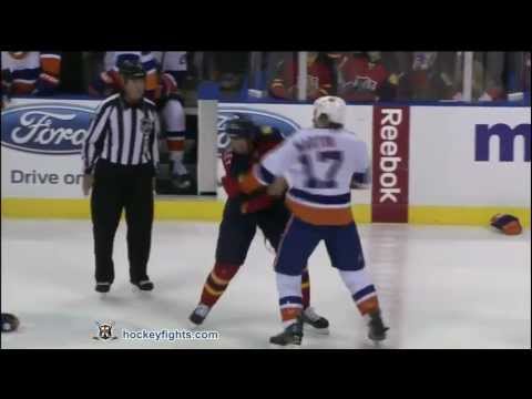 Matt Martin vs Matt Bradley